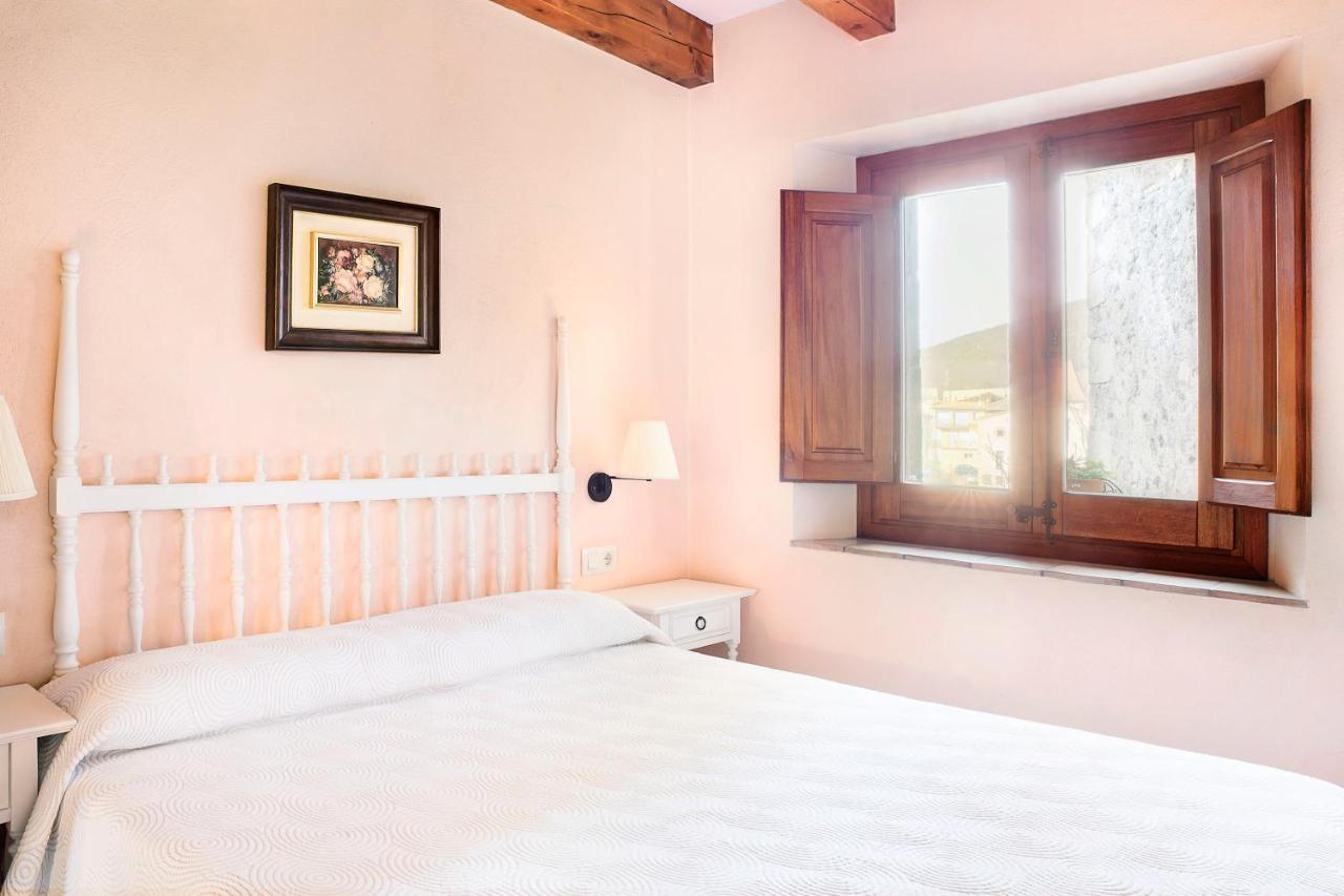 Allotjaments Placa Major-Grevol Санта-Пау Экстерьер фото